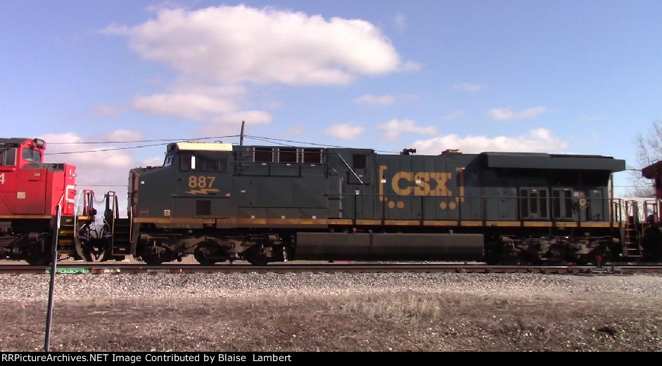 CSX 887